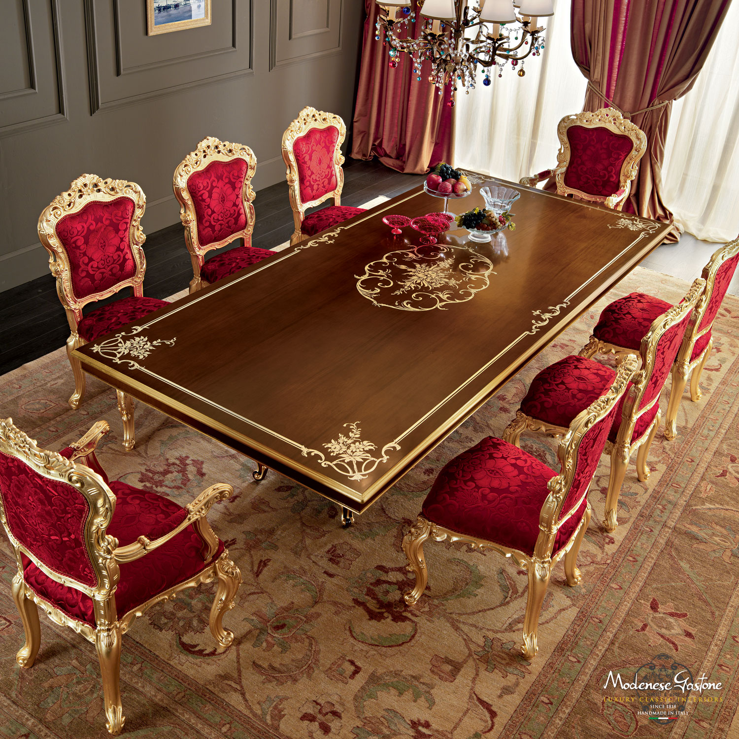 Dining-table-walnut-gold-leaf-inlays-handmade-in-Italy-Villa-Venezia-collection-Modenese-Gastone